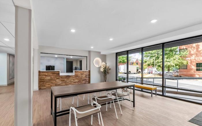 ECHO Suites Extended Stay by Wyndham Sterling