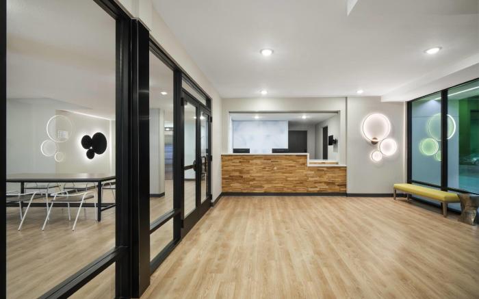 ECHO Suites Extended Stay by Wyndham Fort Worth Alliance