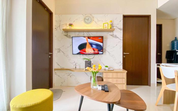 Homey Good Place 2BR Transpark Bintaro By Travelio