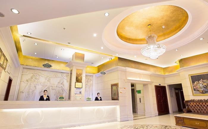 Vienna Hotel Chengdu Convention and Exhibition Center Huayang Metro Station