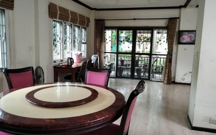 Pool Villa Armthong Home
