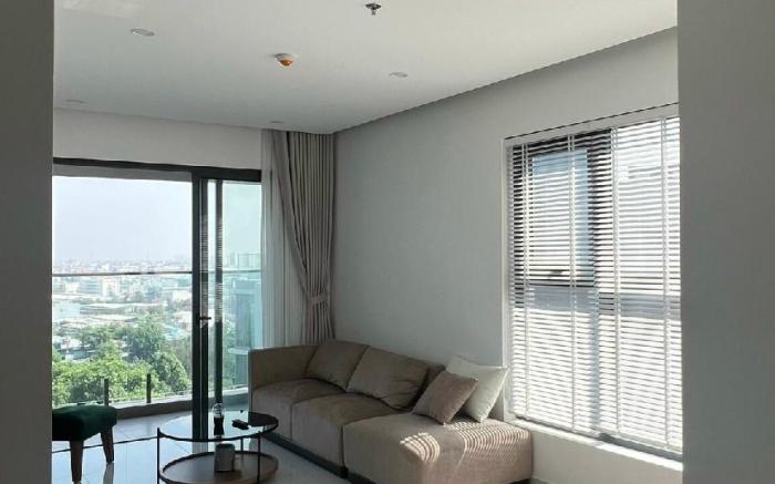 Cân Hộ 2 Bedroom -Celadon city- Gần Sân Bay.