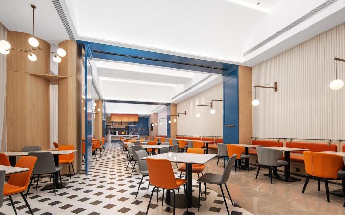 Holiday Inn Express Qingdao Hongdao Station By IHG