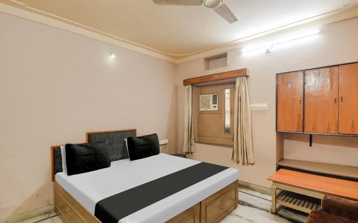 SPOT ON HOTEL ROHAN PALACE