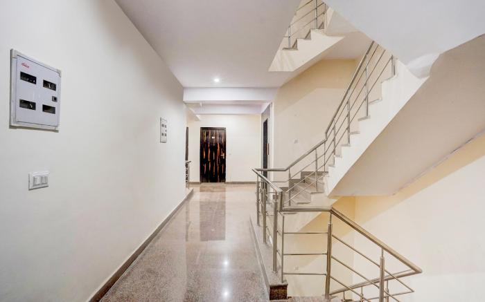 Hotel O Premium Rooms