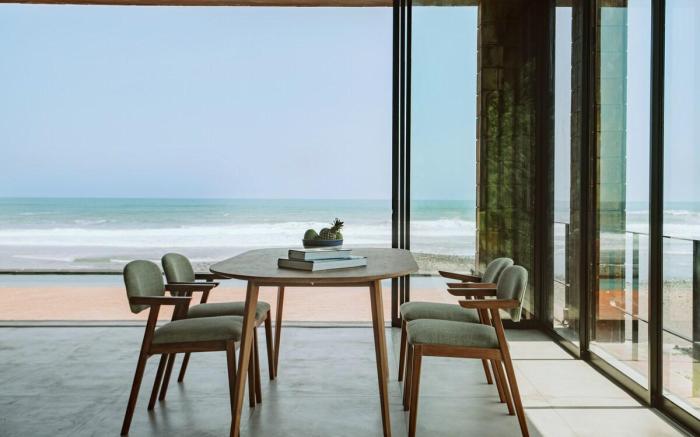 Ultimate Beachfront 3-Bedroom Villa Cascade Balian