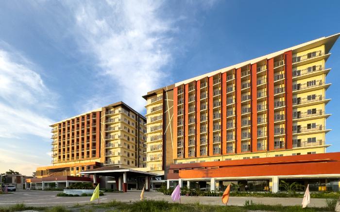 Luxury Poolview with Balcony Near Mactan Airport