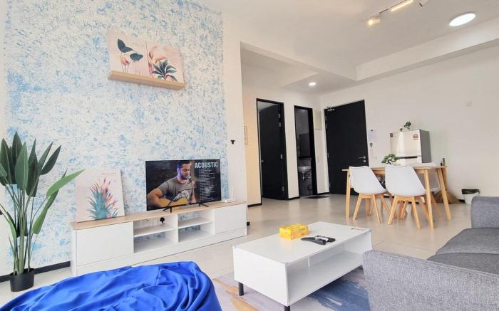 Skyblue 2 Rooms Apartment, 4+2 Pax at Urban Suites