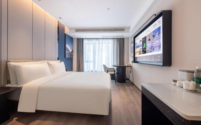 Changsha North Gaoqiao Station Atour Hotel