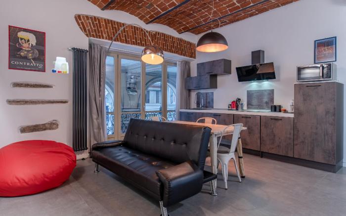 Suite & Queen Apartments