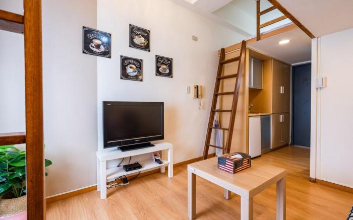 OG Apt w/ lift near Ximen MRT 西門町 近西門地鐵站 獨立浴室 西門站