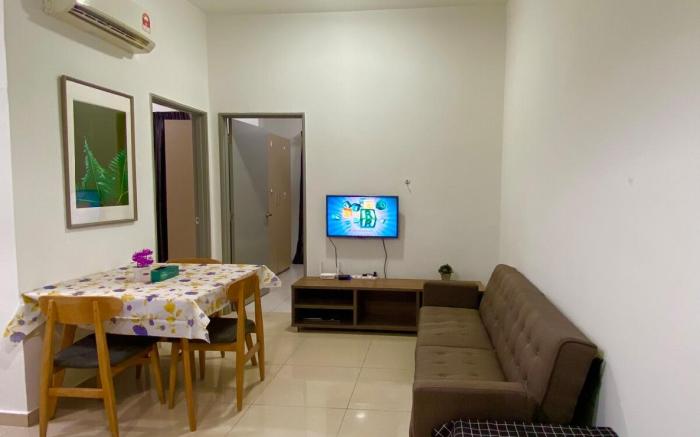 2 Bedrooms Hill View @Tower C (near Mall)  by DKAY