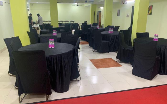 Hotel Asish Bollywood 2 Sea View Hotel Puri- Balcony Rooms - By Morservices
