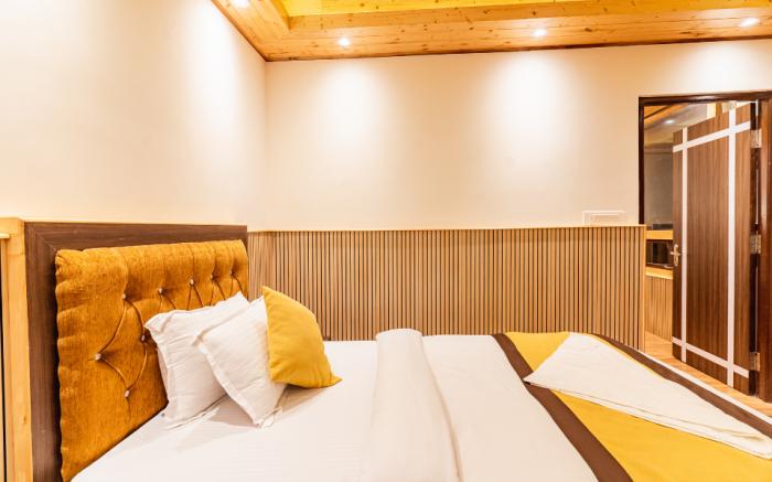 The Golden Retreat Hotel