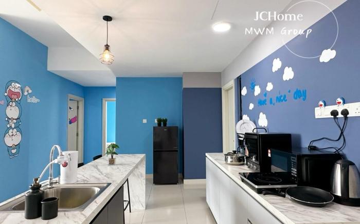 Sky blue Mosaic Midvalley | Chase Sunset & Dreams