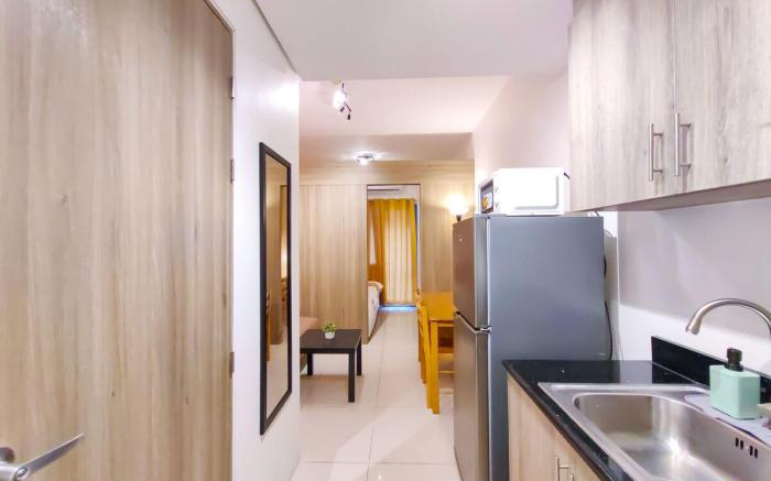 Condotel 1BR Unit w/ Balcony FAME Residences #FM02