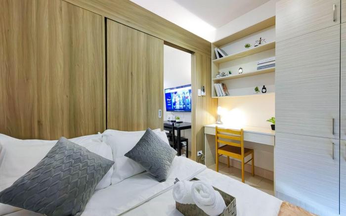 Condotel 1BR Unit w/ Balcony FAME Residences #FM03