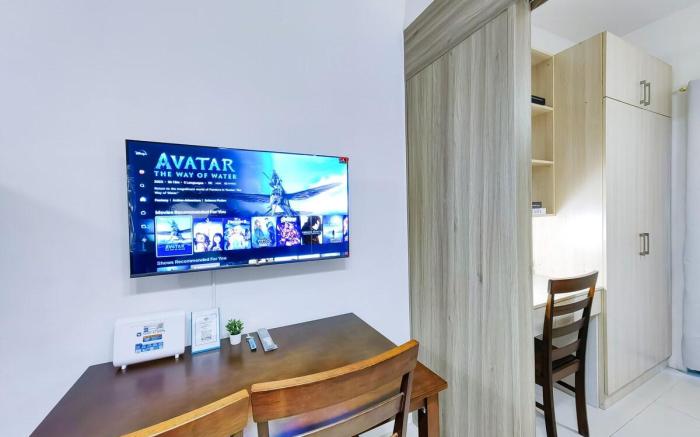 Condotel 1BR Unit w/ Balcony FAME Residences #FM06