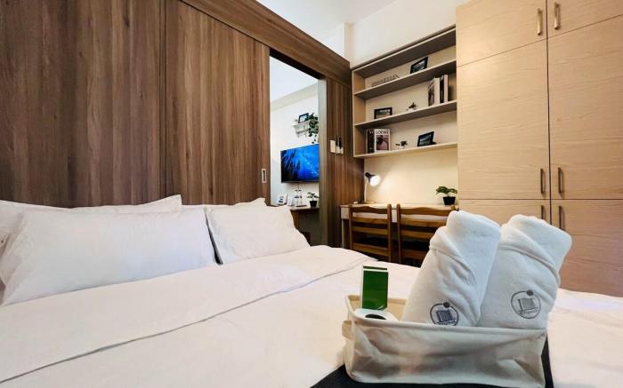 Condotel 1BR Unit w/ Balcony FAME Residences #FM19