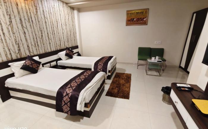 Hotel Tulsi Inn