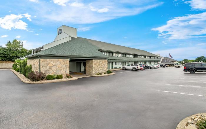 HomeTowne Studios Florence, KY-Cincinnati Airport