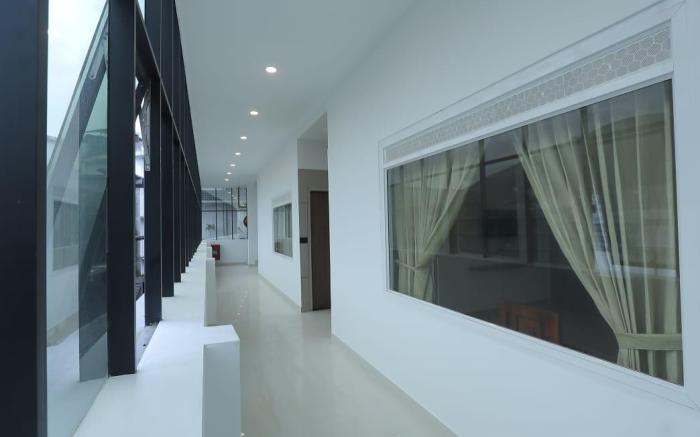 Hotel Dream Suite, Kattappana
