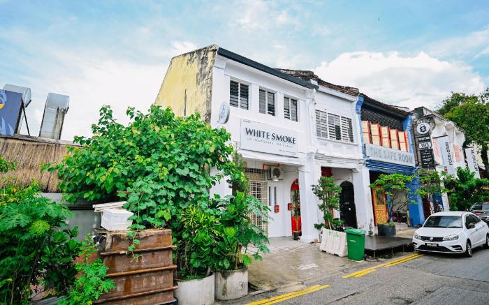 Swing & Pillows @ Lebuh Victoria, Penang