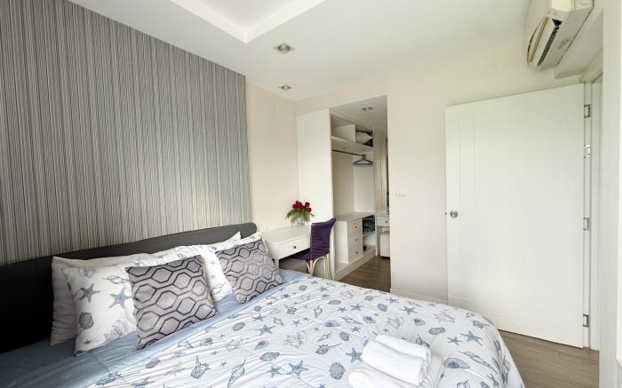 Premium Suite corner Room  45 sqm @Blu x Bangsaen 