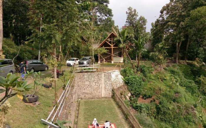 Saung Jiddah 3 BR - 15 tamu - Cisarua Puncak Bogor