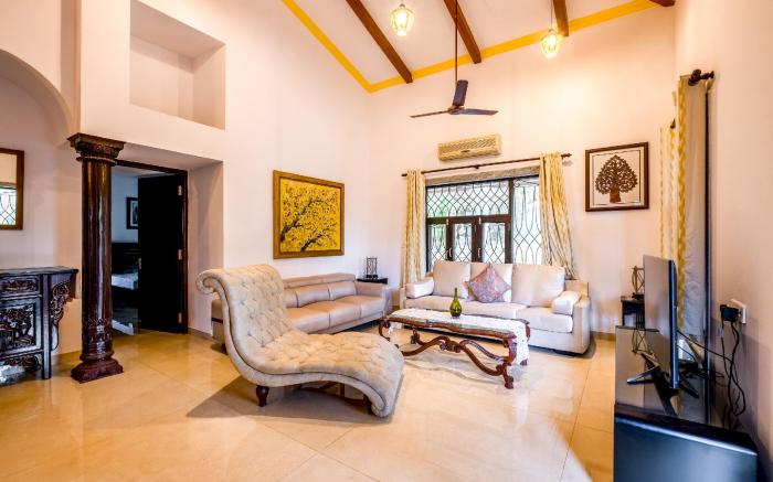 Casa Eva  A beautiful 2bhk Portuguese villa by Roamhome