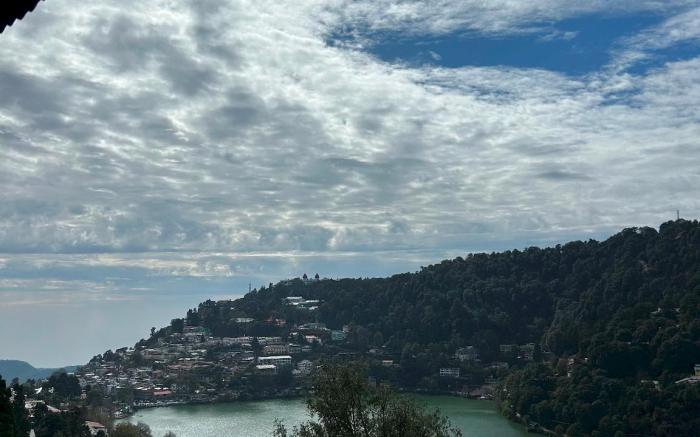 Panoramic View of Lake close to Mall Road by Roamhome