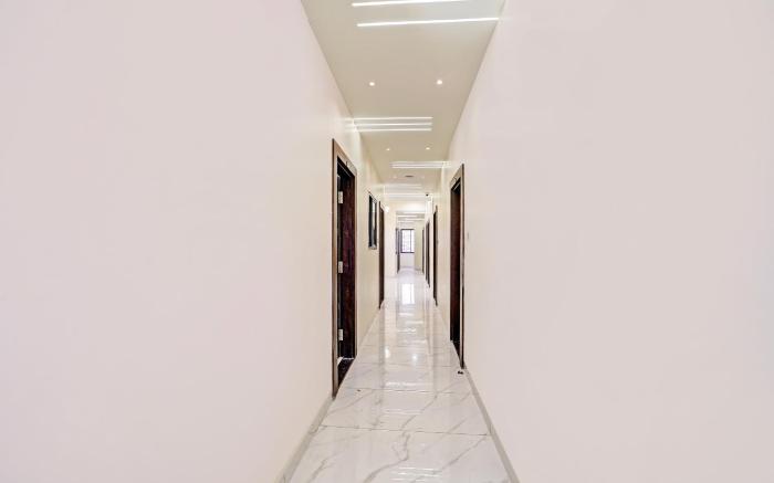 Super Townhouse LIG Main Road Indore