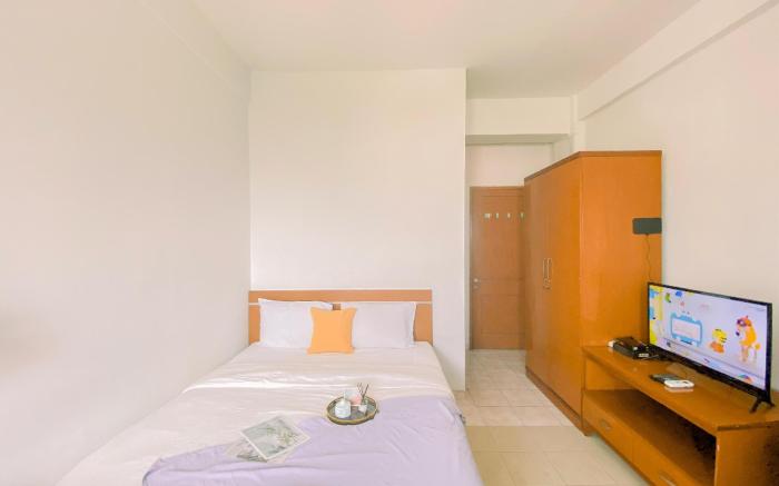 Cozy Stay Studio Margonda Residence 1 By Travelio