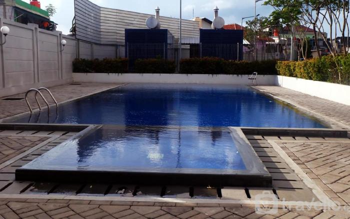 Homey & Best Place Studio Tifolia Apt By Travelio