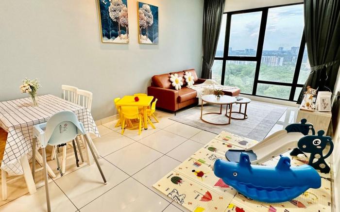 Mosaic Tranquility Peaceful 2+1BR Getaway 6-12 pax
