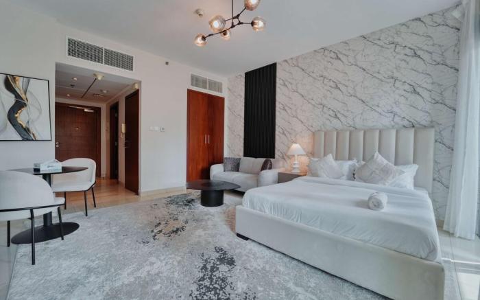 Stunning Luxury Studio Apartment - Downtown Dubai