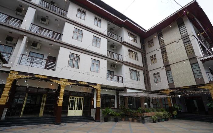 Terrace Valley Hotel