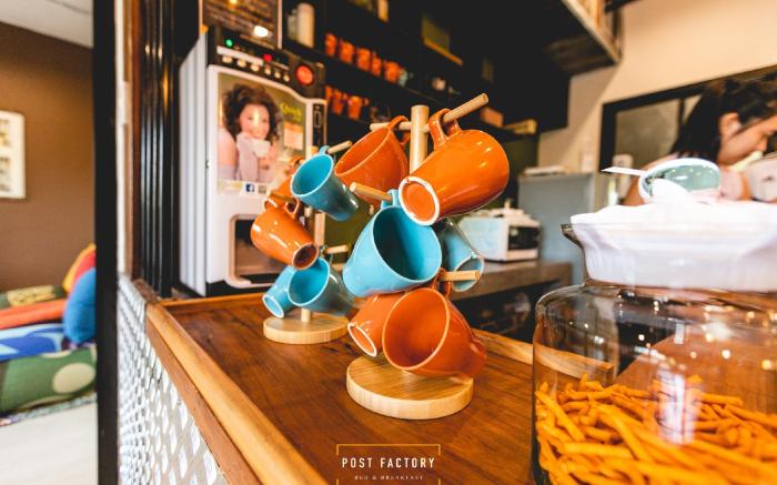 Post Factory Bed & Breakfast Hostel