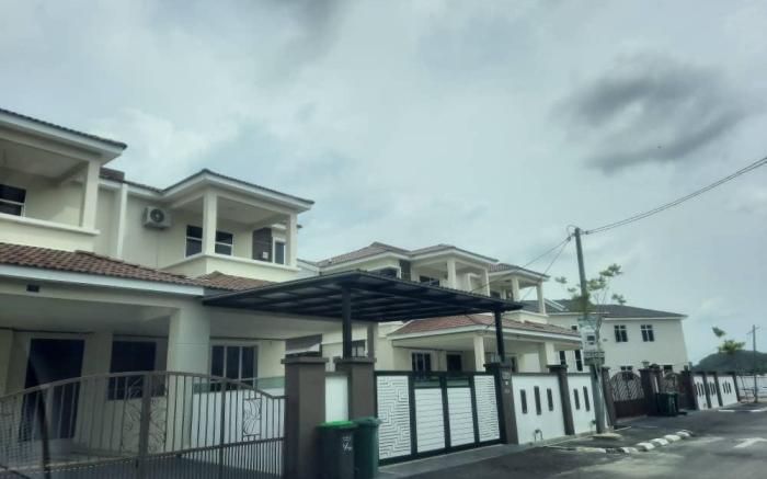 Hakeem Homestay