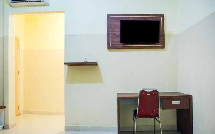 Hotel O Angkatan 45 Near Istana Gubernur Formerly Maleo Hotel