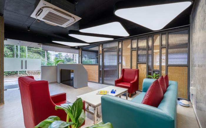 Eminent Suites And Apartments
