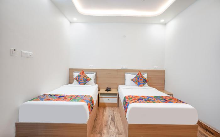 FabHotel Redmoon Suites - Brookefield