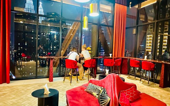 Scarletz Suites Klcc Bukit Bintang by lulu