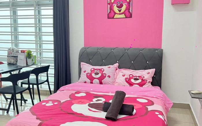 B1711 Austin Height Lotso Bear Home Netflix ByStay