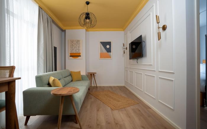 Bird Nest Suites