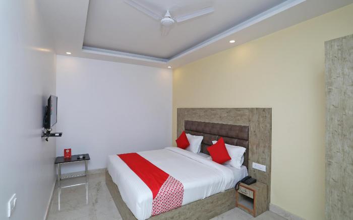 Hotel O by OYO Royal Stay