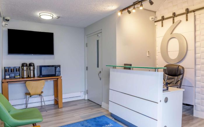 Motel 6 Niagara Falls, ON – Near the Falls