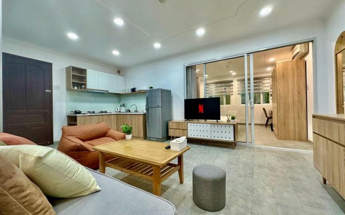 Spacious Central Saigon 2BR Apt near Japan Town D1