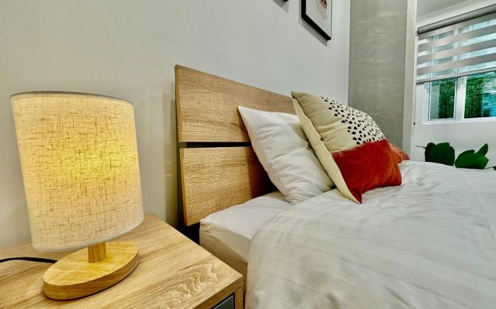 Spacious Central Saigon 2BR Apt near Japan Town D1