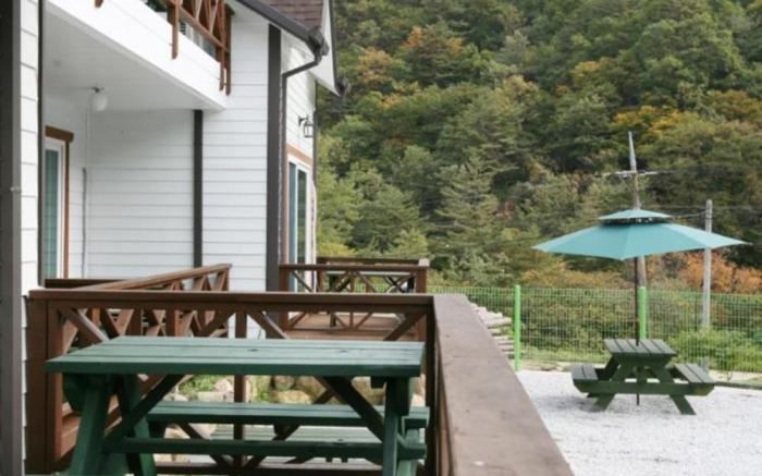 Yangyang Beopsuchi Yeoulmok Pension
